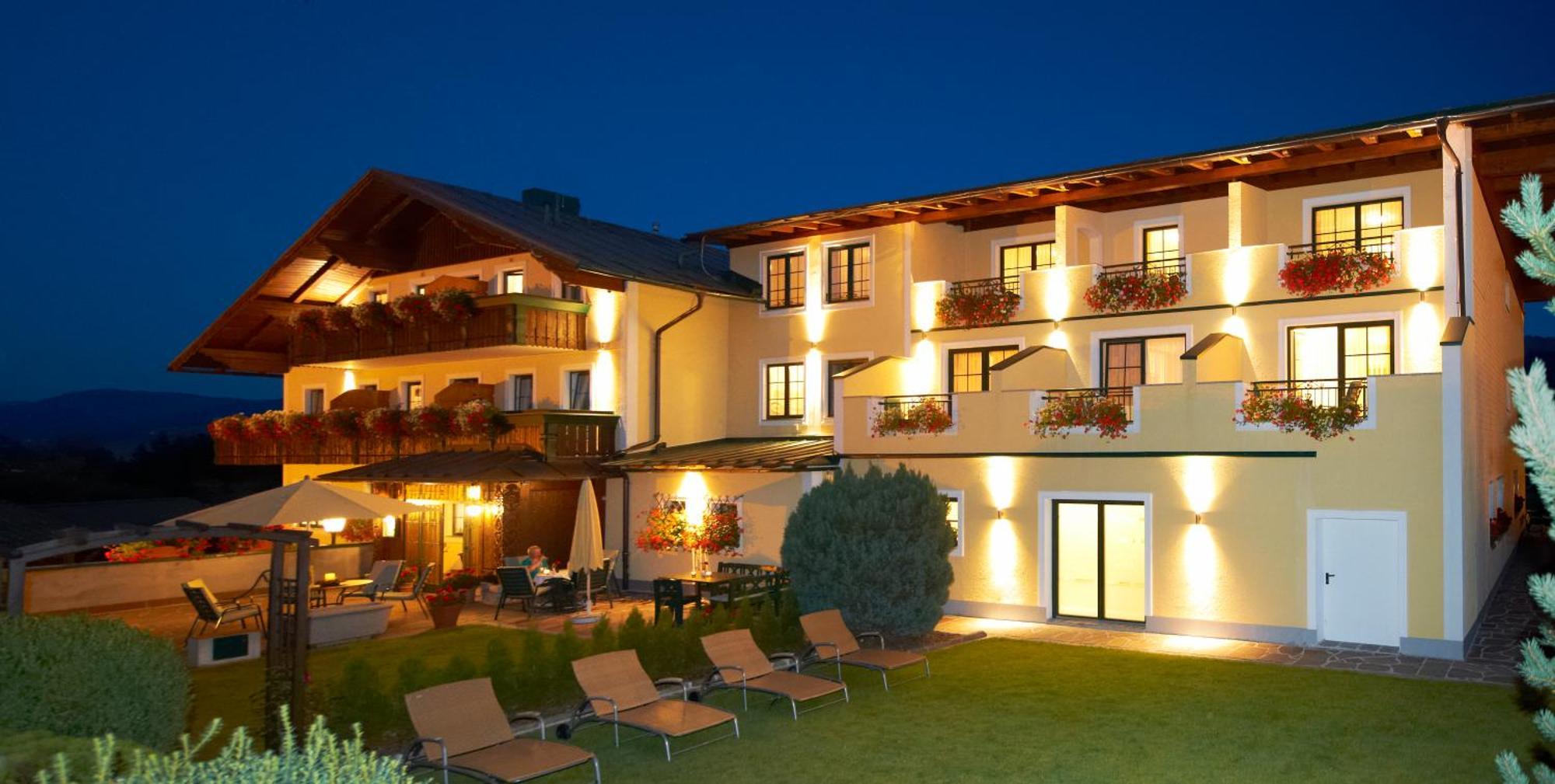 רמסאו אם דכשטיין Hotel Martin מראה חיצוני תמונה