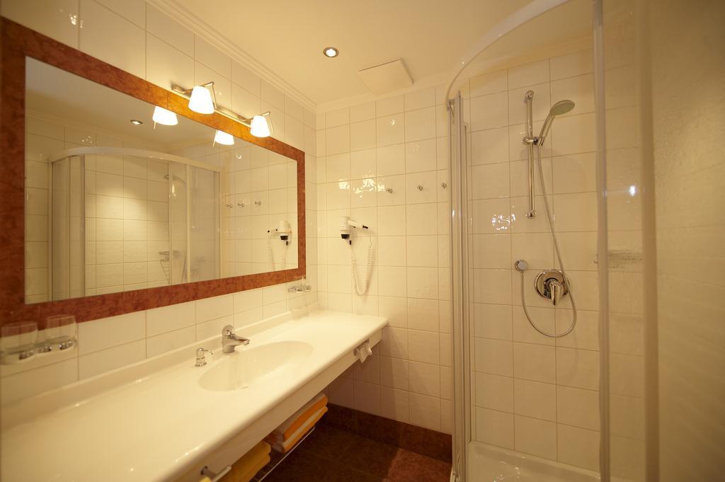 רמסאו אם דכשטיין Hotel Martin חדר תמונה