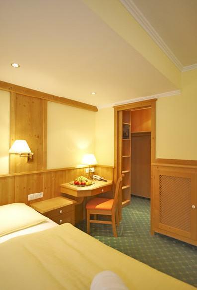 רמסאו אם דכשטיין Hotel Martin מראה חיצוני תמונה