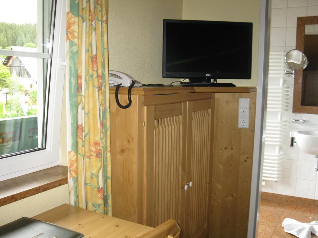 רמסאו אם דכשטיין Hotel Martin מראה חיצוני תמונה