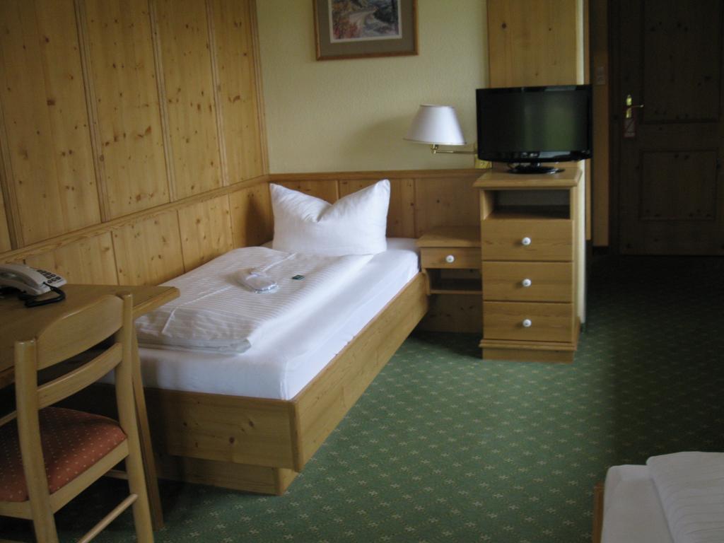 רמסאו אם דכשטיין Hotel Martin מראה חיצוני תמונה
